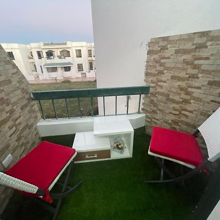 Naama Bay Apartment-Wifi シャルム・エル・シェイク エクステリア 写真