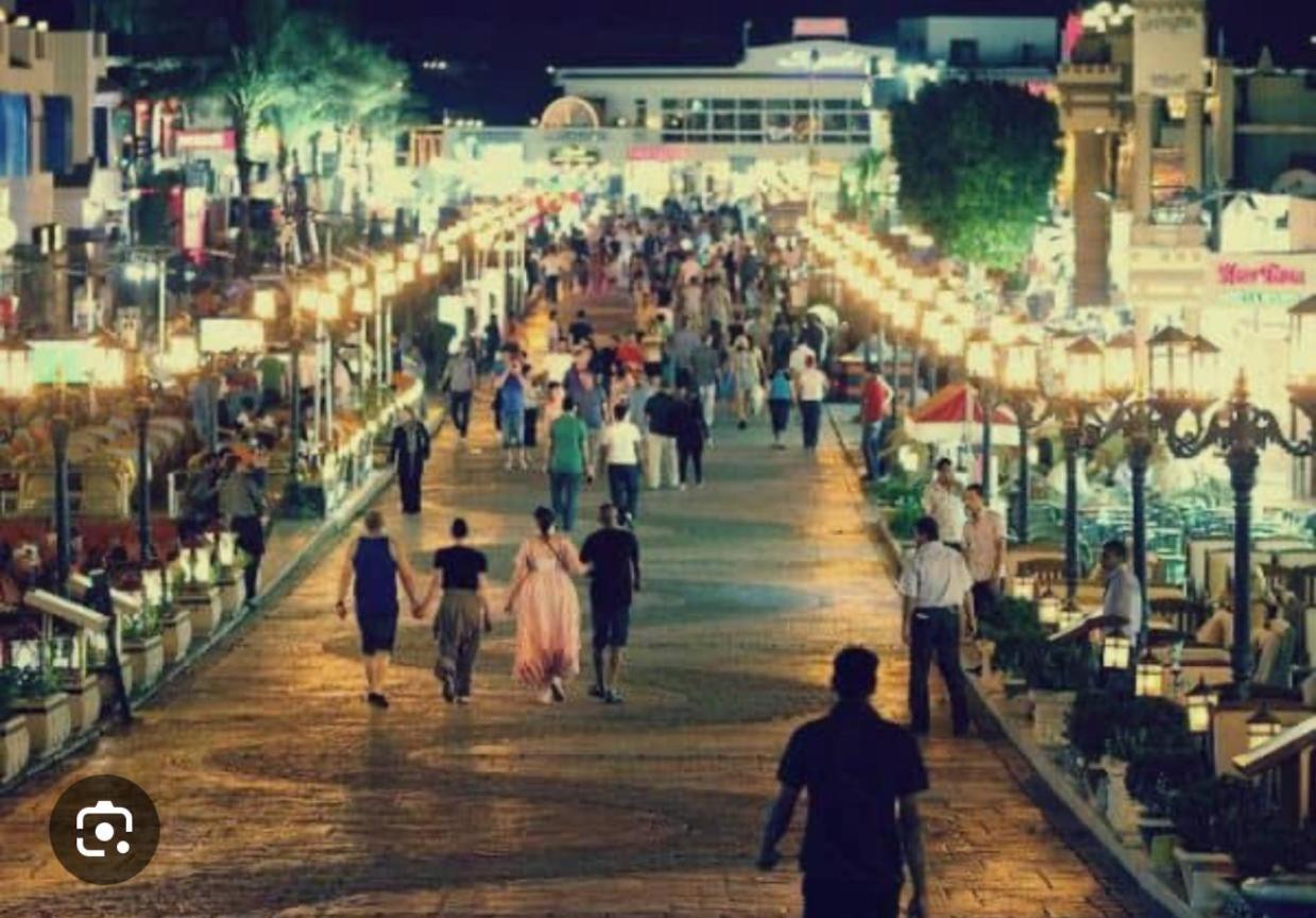 Naama Bay Apartment-Wifi シャルム・エル・シェイク エクステリア 写真